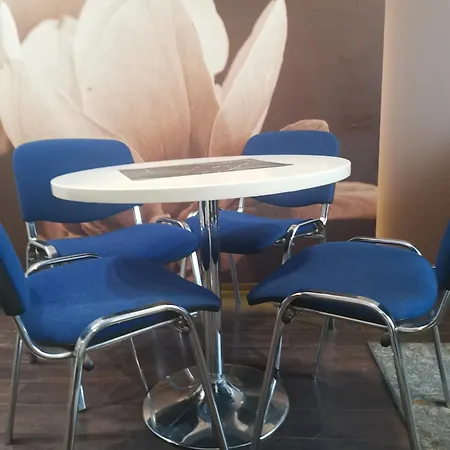 Apartament Prywatny 2-Pokojowy Z Aneksem Kuchennym W Hotelu Diva