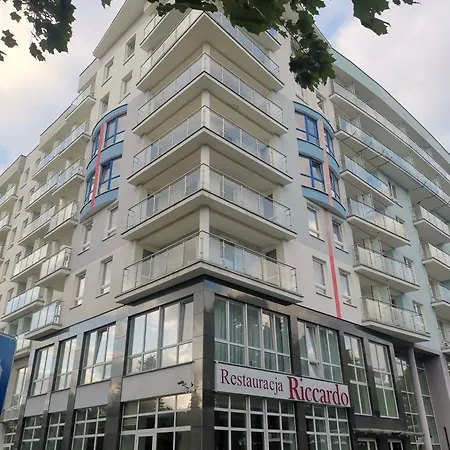 Prywatny 2-pokojowy Z Aneksem Kuchennym W Diva Apartamento